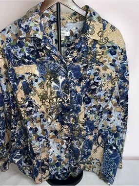 CJ Banks Blue and Tan Floral Paisley Button-Up Shirt
